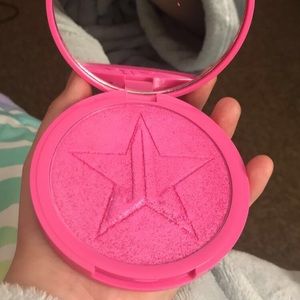 Jeffree Star Skin Frost in Regina George